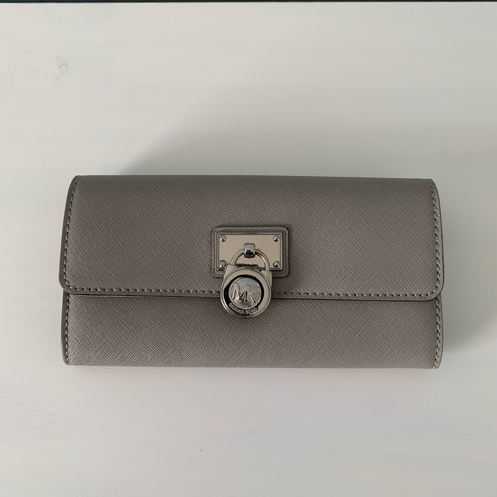 Michael Kors Hamilton Leather Large Flap Wallet